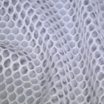 425